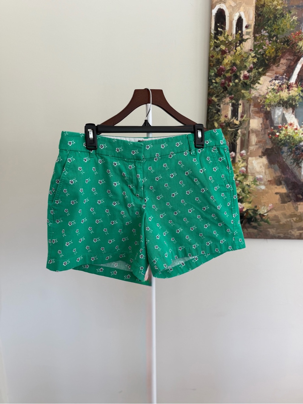 J.Crew Floral Shorts Women’s Size 10 Green Classic Chino Summer Vacation